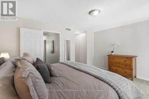 175 Windswept Private, Ottawa, ON 