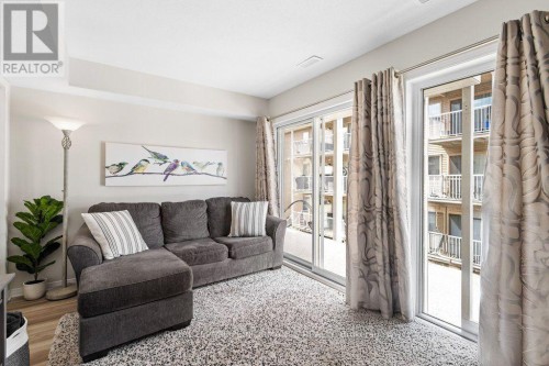 175 Windswept Private, Ottawa, ON 