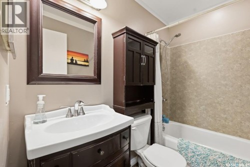 3806 Taylor Street E, Saskatoon, SK 