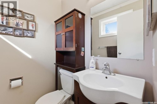 3806 Taylor Street E, Saskatoon, SK 