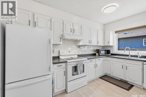 3806 Taylor Street E, Saskatoon, SK 