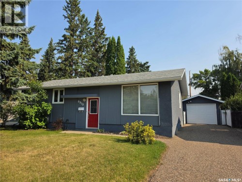 8919 17th AVENUE  North Battleford, SK S9A 2T8