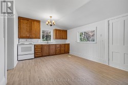 Eat in Kitchen - 