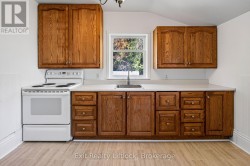 Eat in Kitchen - 