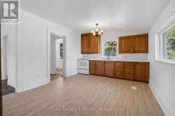 Eat in Kitchen - 