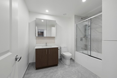 Bathroom - 309-1500 Rue Émile-Bouchard, Vaudreuil-Dorion, QC 
