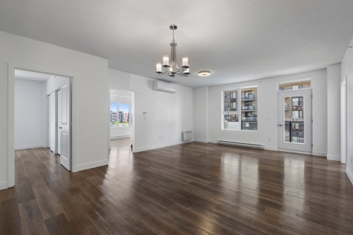 Living Room - 309-1500 Rue Émile-Bouchard, Vaudreuil-Dorion, QC 