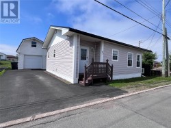 43 Elizabeth Avenue  Grand Bank, NL A0E 1W0
