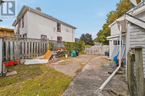 34 Chalmers Street N, Cambridge, ON 