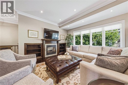 231 Pine Cove Road, Burlington, ON 