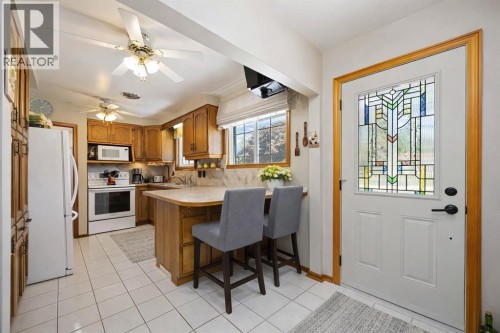 563 Riverside Drive, St Clair, ON 