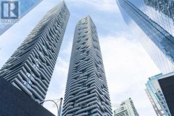 7007 - 88 HARBOUR STREET  Toronto, ON M5J 0C3
