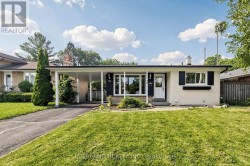 38 SIX NATIONS AVENUE  Toronto, ON M1H 1R5