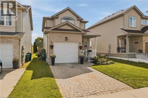 116 Henhoeffer Crescent, Kitchener, ON 