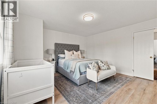 116 Henhoeffer Crescent, Kitchener, ON 