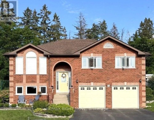 15 WATSON COURT  Orillia, ON L3V 7S5