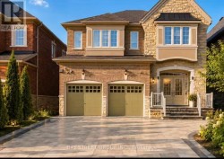 37 HEINTZMAN CRESCENT  Vaughan, ON L6A 4T8