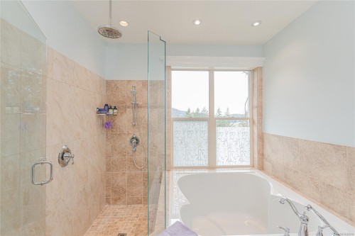 7487 Relke Rd, Duncan, BC 