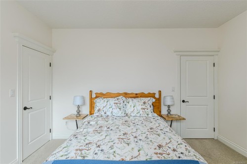 7487 Relke Rd, Duncan, BC 