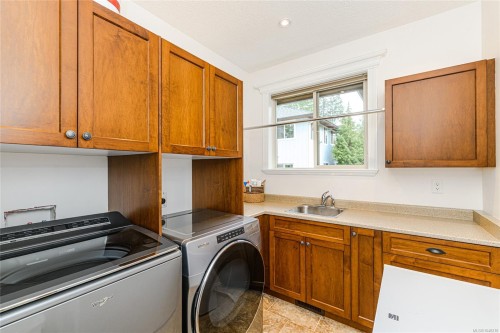 7487 Relke Rd, Duncan, BC 