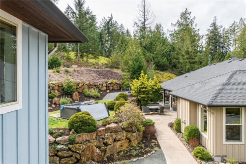 7487 Relke Rd, Duncan, BC 