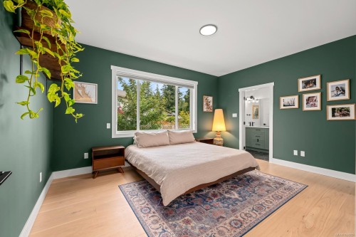 280 Weaver Pl, Comox, BC 