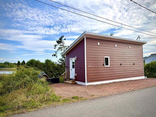 94 Spring Street, Parrsboro, NS 