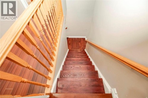 107 Glencliffe Court, Kitchener, ON 