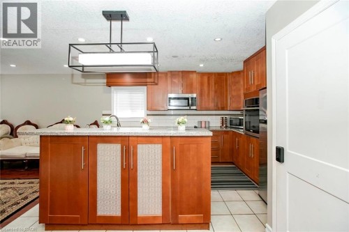 107 Glencliffe Court, Kitchener, ON 