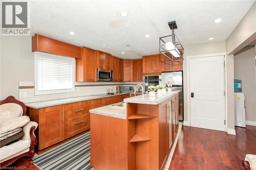 107 Glencliffe Court, Kitchener, ON 