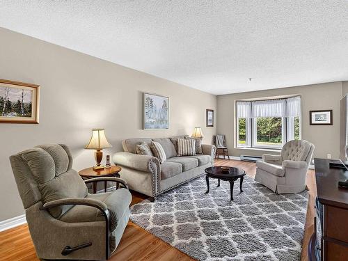 211 15 Knightsridge Drive, Halifax, NS 