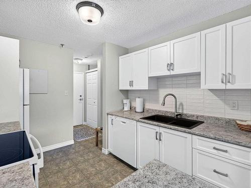 211 15 Knightsridge Drive, Halifax, NS 