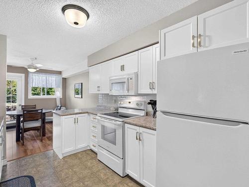 211 15 Knightsridge Drive, Halifax, NS 