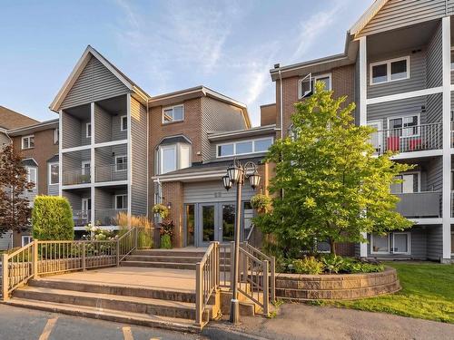 211 15 Knightsridge Drive, Halifax, NS 