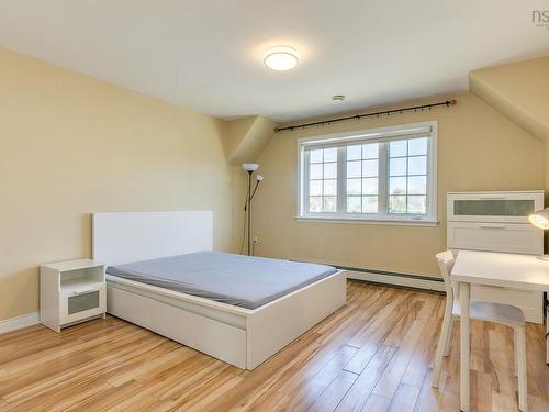 8 Wembley Place, Halifax, NS 