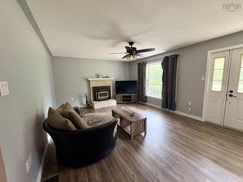 14536 Highway 1, Wilmot, NS 