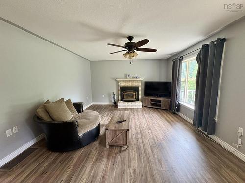 14536 Highway 1, Wilmot, NS 