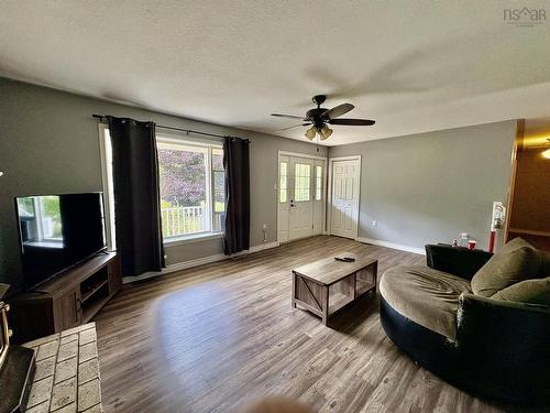 14536 Highway 1, Wilmot, NS 