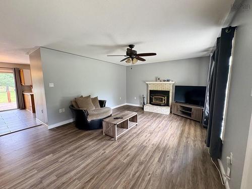 14536 Highway 1, Wilmot, NS 