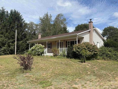 14536 Highway 1, Wilmot, NS 