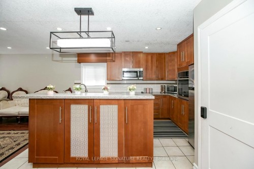 107 Glencliffe Court, Kitchener, ON 