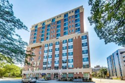 201-15 Maplewood Avenue  Toronto, ON M6C 4B4