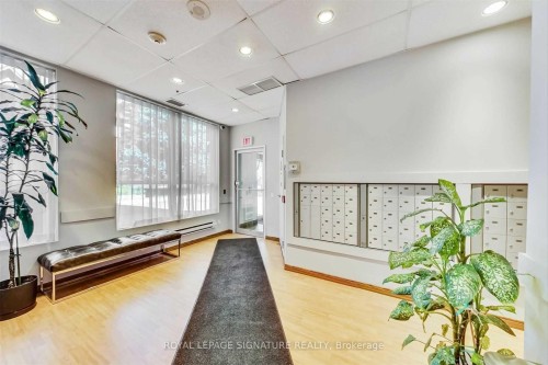 201-15 Maplewood Avenue, Toronto, ON 