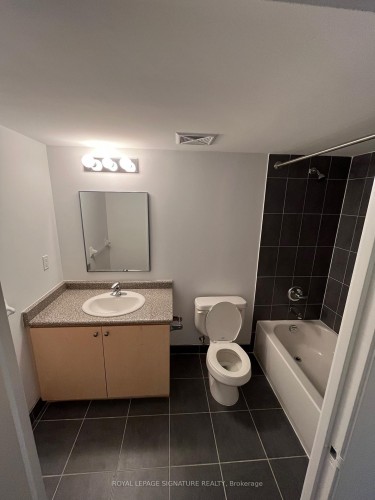 201-15 Maplewood Avenue, Toronto, ON 
