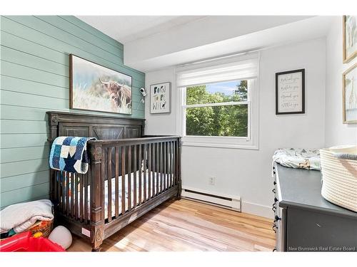 150 Charing Cres, Fredericton, NB 