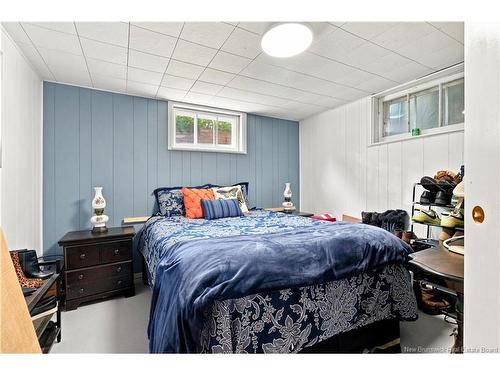150 Charing Cres, Fredericton, NB 