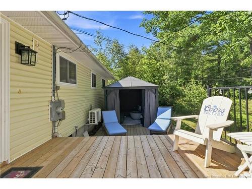 150 Charing Cres, Fredericton, NB 