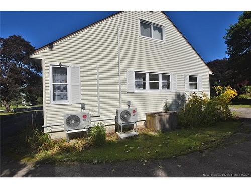 242 Highland Ave, Fredericton, NB 