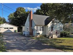 242 Highland AVE  Fredericton, NB E3A 2S6