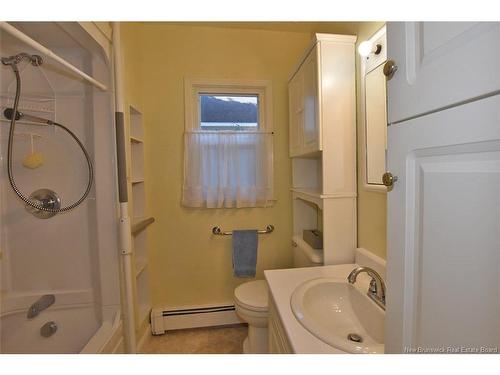 242 Highland Ave, Fredericton, NB 